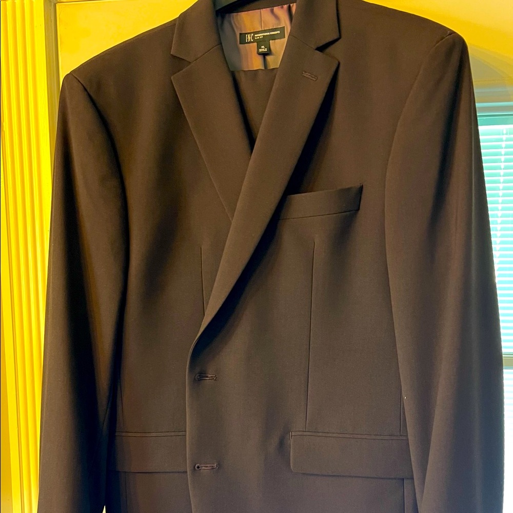 INC Suit XL